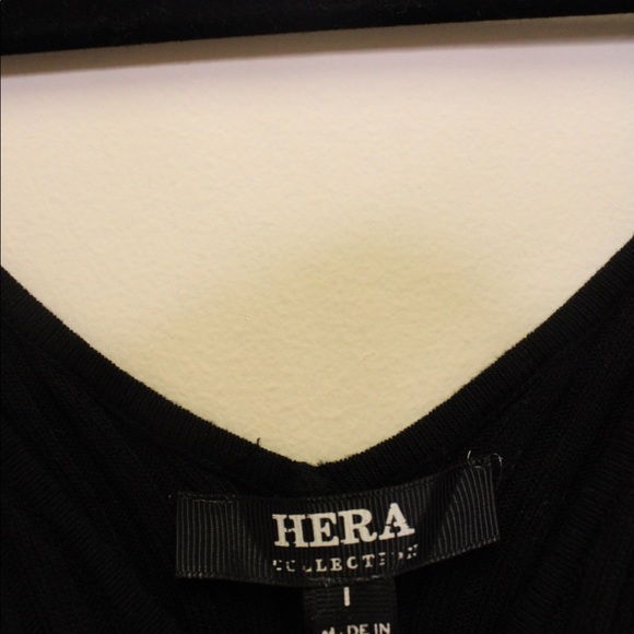 Ribbed V-Neck Top - Picture 3 of 3